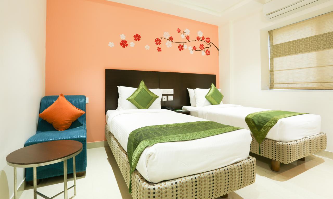 Treebo C Plaza Hotel Vijayawada Ngoại thất bức ảnh