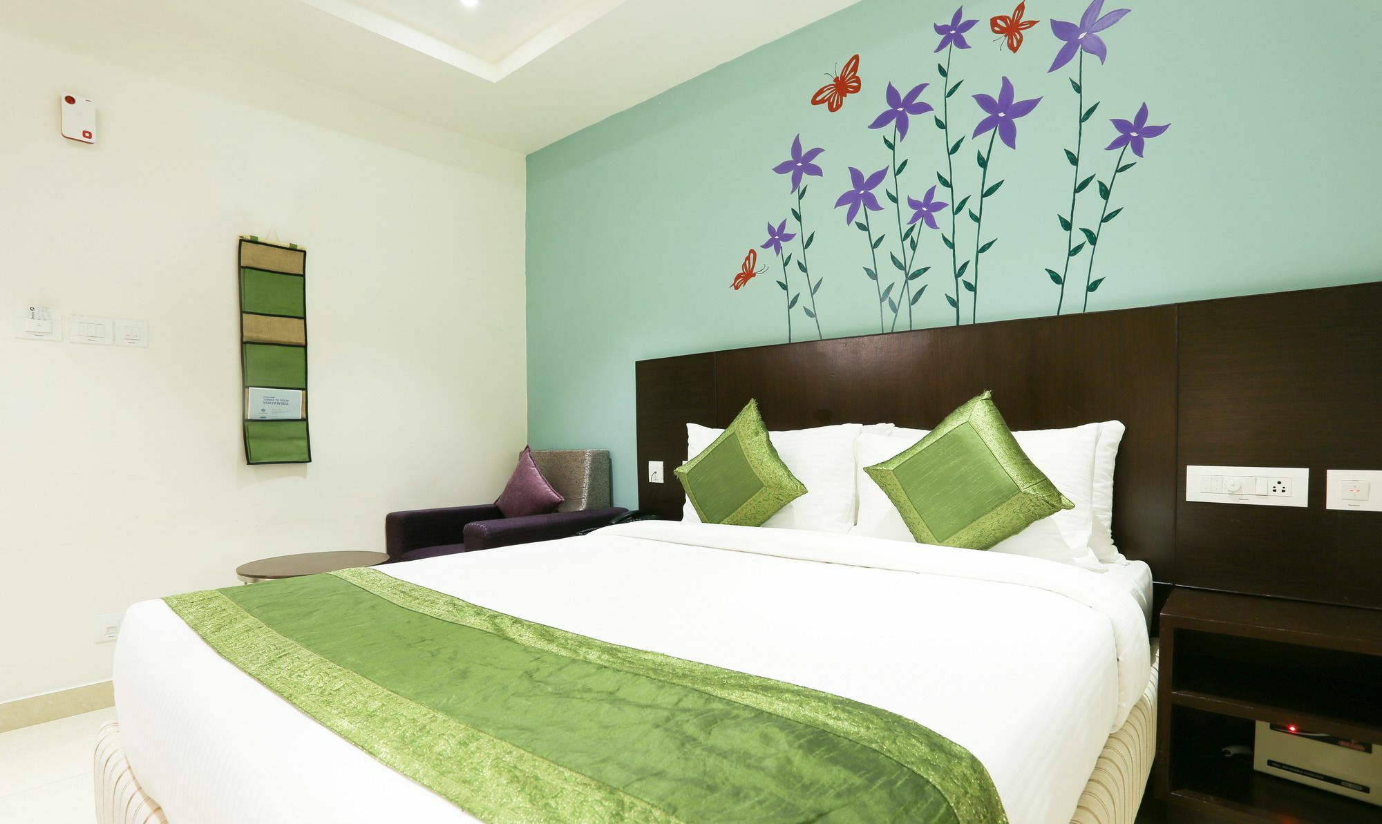 Treebo C Plaza Hotel Vijayawada Ngoại thất bức ảnh